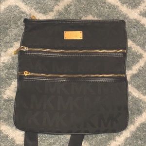 Michael Kors Cross Body Bag